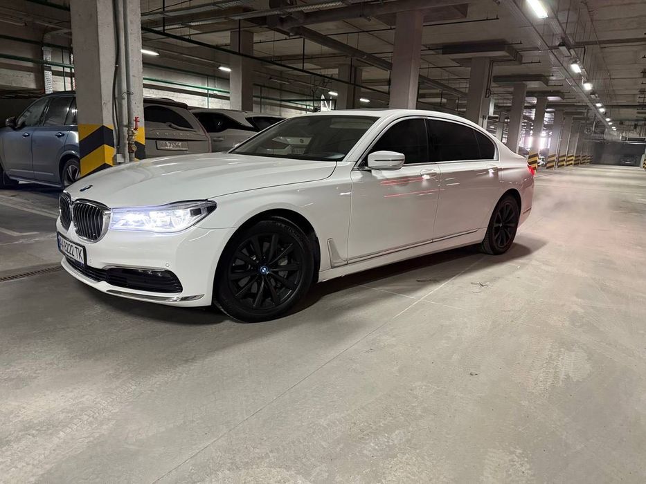 BMW 7 Series 2015