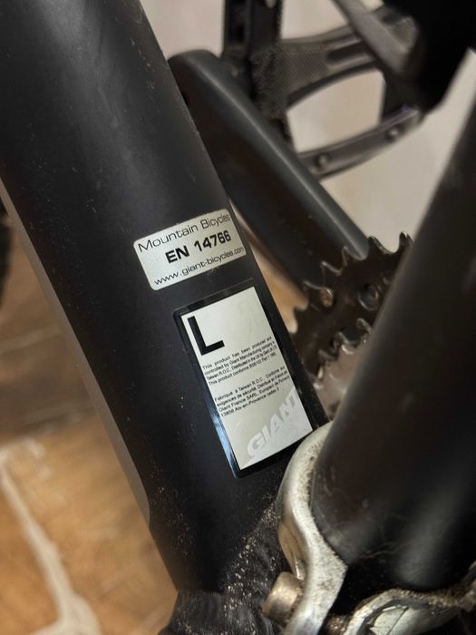 Надійний алюмінієвий MTB Giant Terrago (Розмір L)