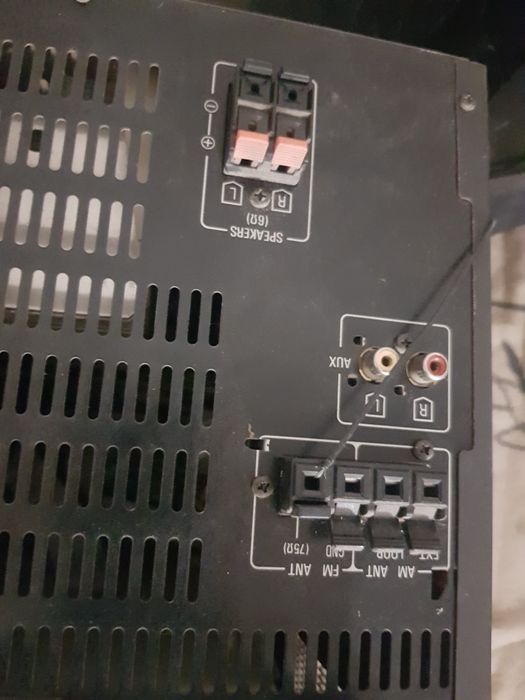 Колонки на Музыкальный центр Panasonic пара колонок