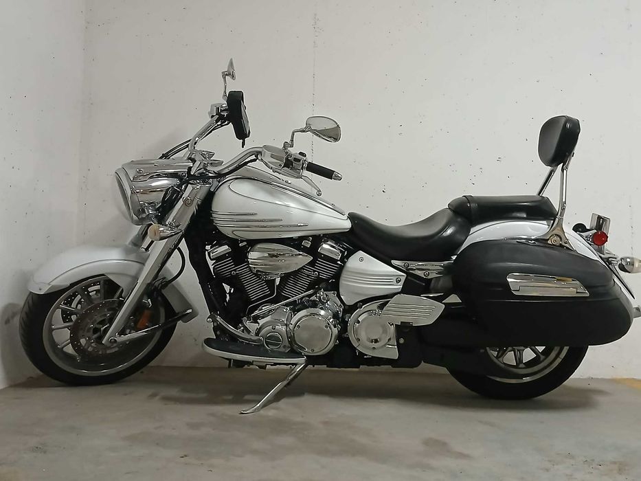 Yamaha Stratoliner 1900