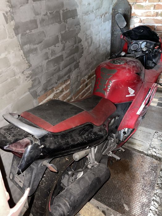 Продам honda cbr