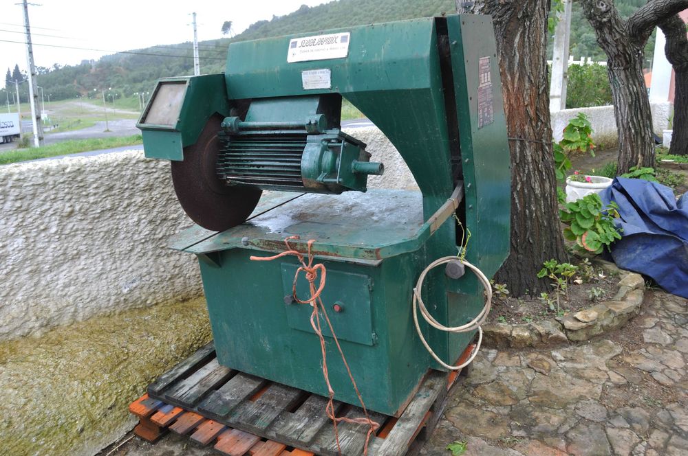 maquina industrial de cortar ferro trifásica