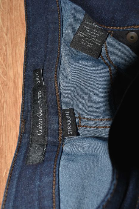 Calvin Klein Jeans Spodnie damskie granatowe. Rozmiar 28/6