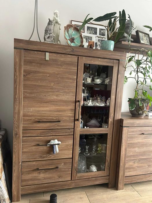 Witryna Gent black red white