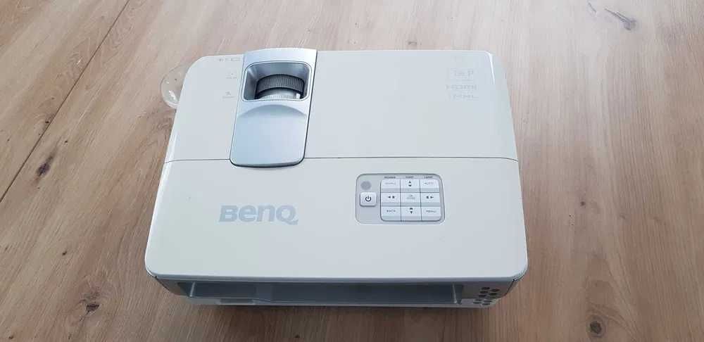 Projektor BenQ W1080ST+ DLP