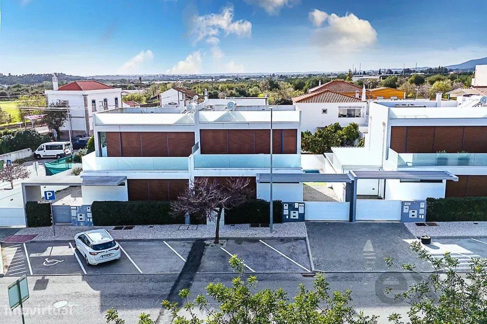 Moradia T3 com Piscina Privada | Luz de Tavira | Arrendamento Longo Pr