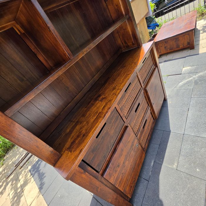 Drewniany kredens/witryna w kolonialnym stylu  200x150x45