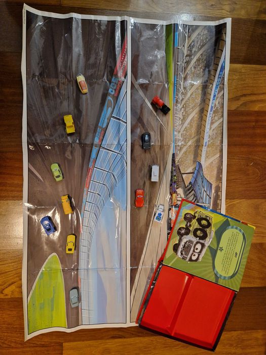Livro atividades Cars 3