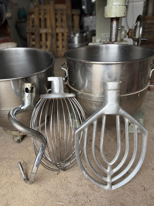 Міксер планетарний промисловий тістоміс тестомес кремовзбивалка