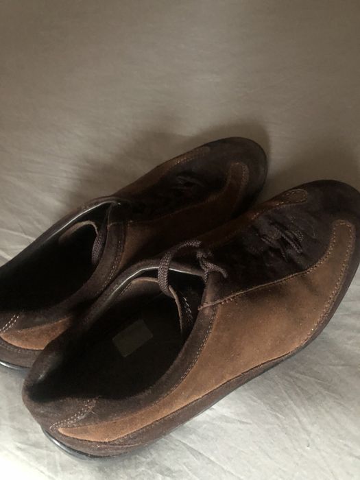 Tênis feminino Tod's Itália castanho, camurça