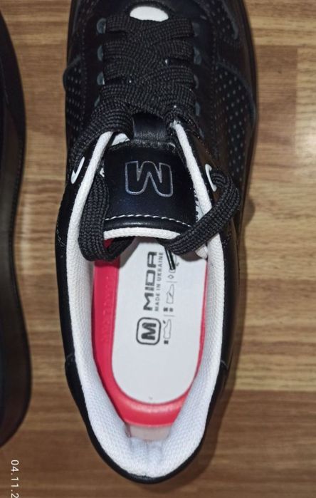 Жіночі кросівки ТМ МИДА, р. 38 (полномірні)