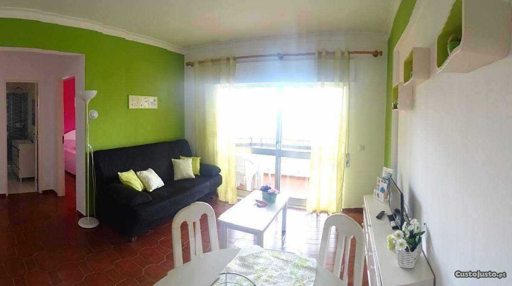 OPORTUNIDADE Julho - T2 praia da rocha com piscina a 5 min a pé do areal