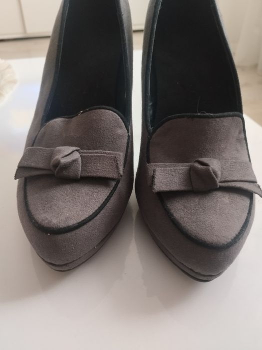 Buty na szpilce 10
