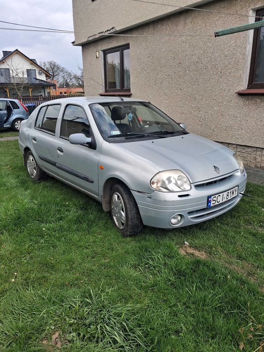 Samochod renault thalia