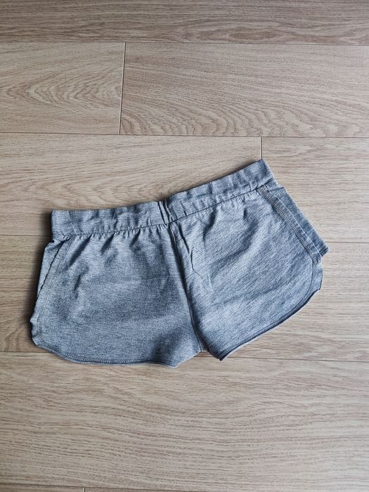 Dresowe krótkie letnie szorty spodenki