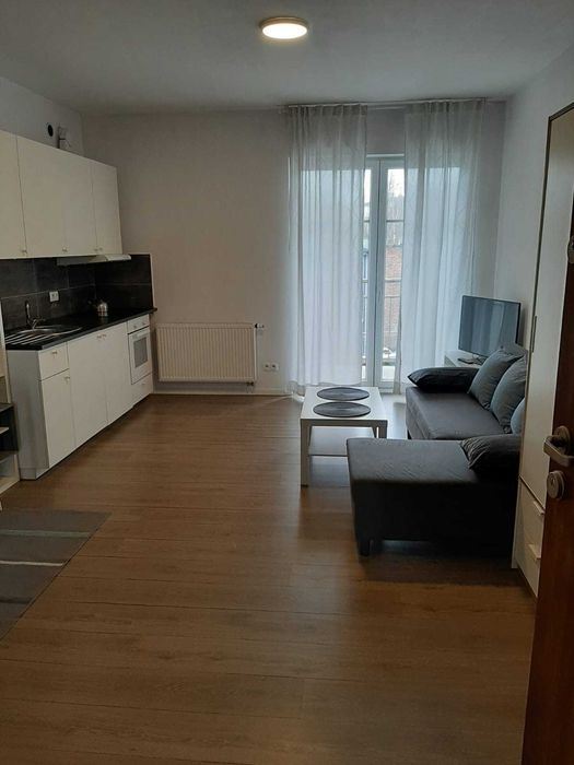 mieszkanie/ kawalerka 28 m²/ ul. 6 Sierpnia - Widok 2
