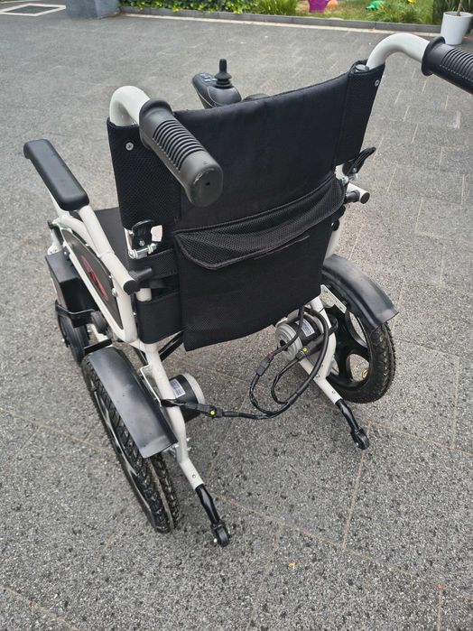 Wózek inwalidzki elektryczny ANTAR AT52304