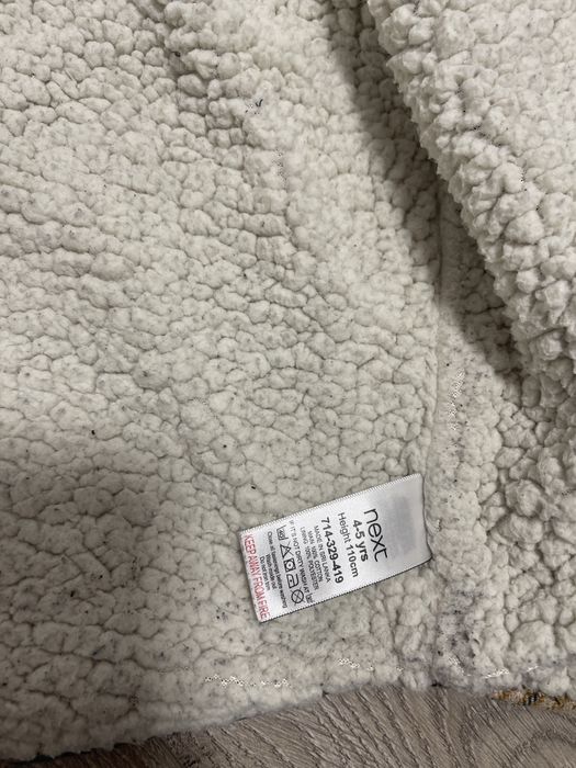 Стильна утеплена куртка next для хлопчика