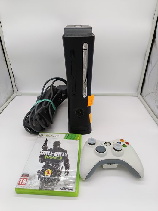 XBOX360(XGX-0007)+120GBハードディスク付き 正規品 XBOX360 HDD 120GB 転送ケーブル&ディスク付 全付属品有