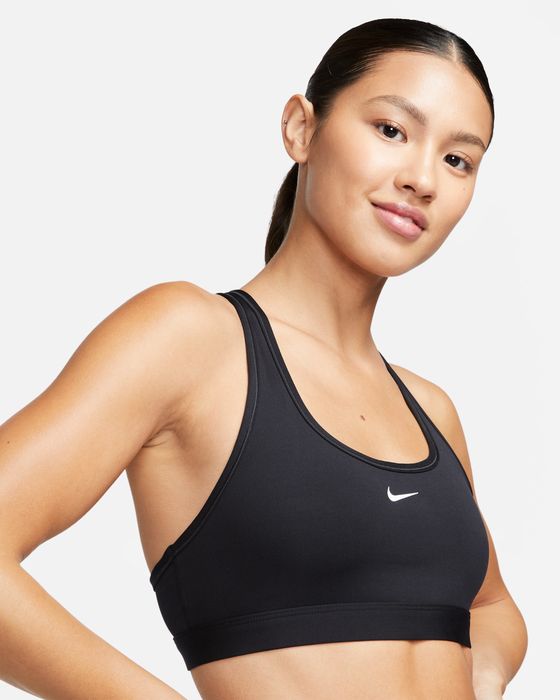 Nike Swoosh Light Support Women's Non-Padded Sports Bra