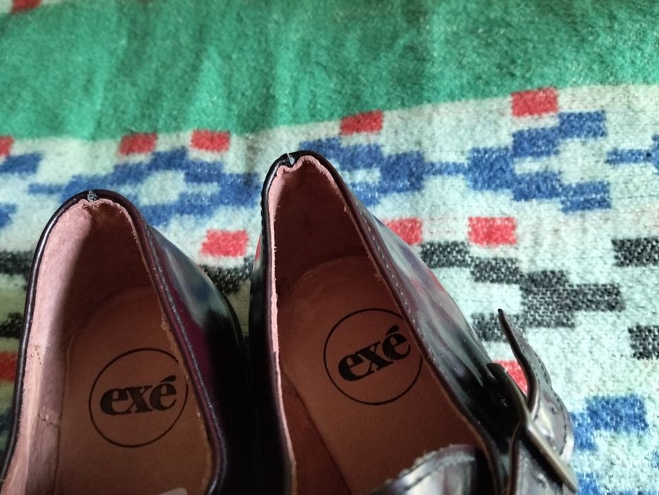 Sapatos em pele exe' novos tm 38