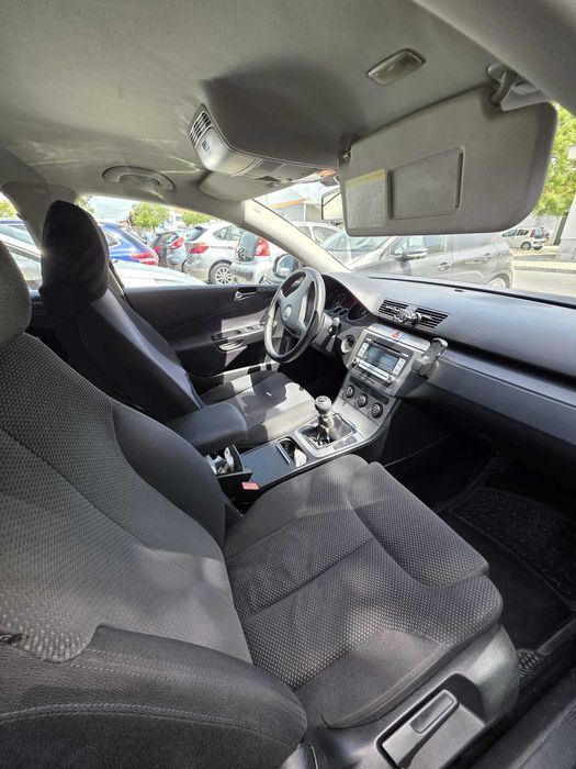 VW-Passat 1.9 Variant Confortline 2007