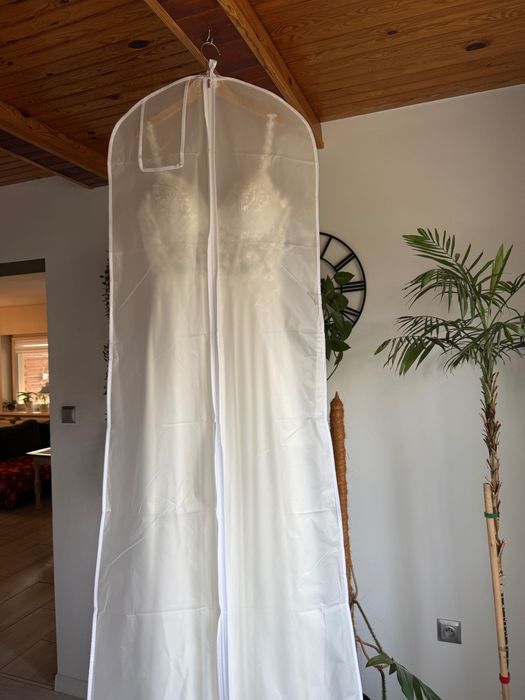 Suknia ślubna gorsetowa