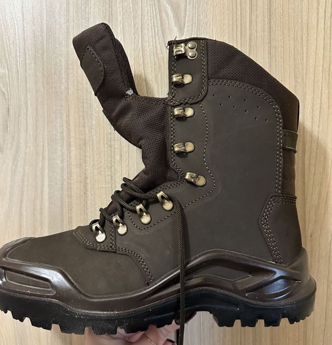 Нові зимові бєрци 42 розмір