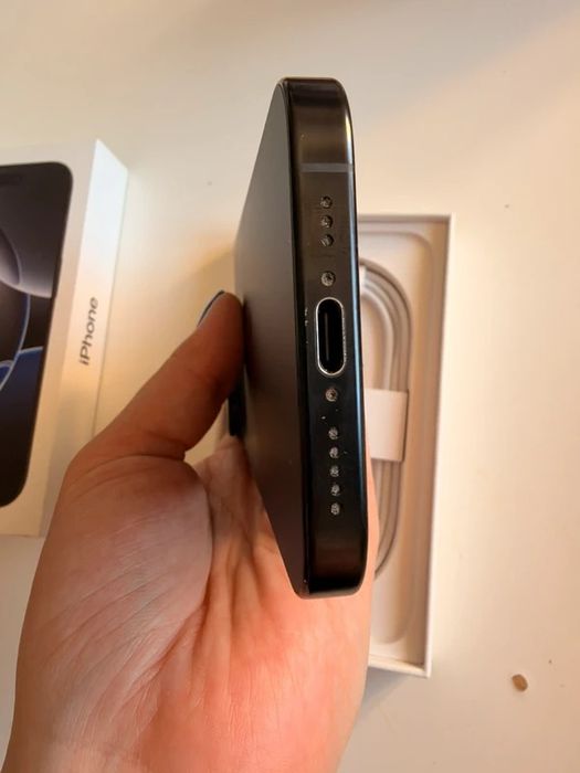 Iphone 16 PRO 128GB   88%