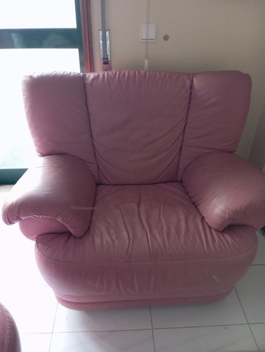 Conjunto de sofá e duas poltronas