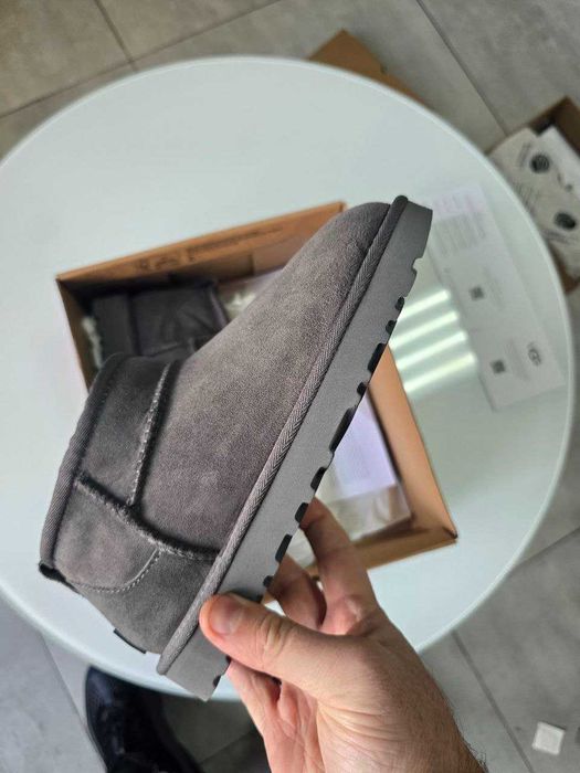 Укорочені жіночі уггі Ugg Classic Ultra Mini угги платформа 3см 4 колори