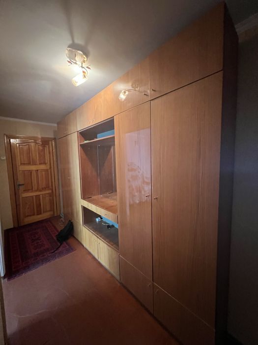 Прихожа в дуже гарному стані