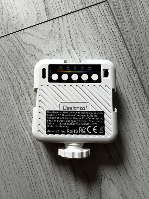 Нове Світло RGB iReal X1 для відео/фото зйомок, батарея 1500 mAh