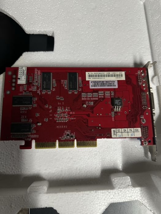Відеокарта AGP Radeon 9250