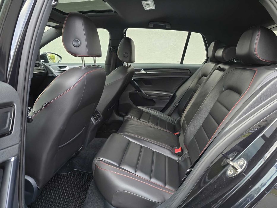 Volkswagen Golf GTI      2015