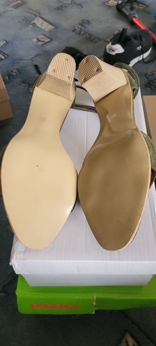 Buty damskie nr 36