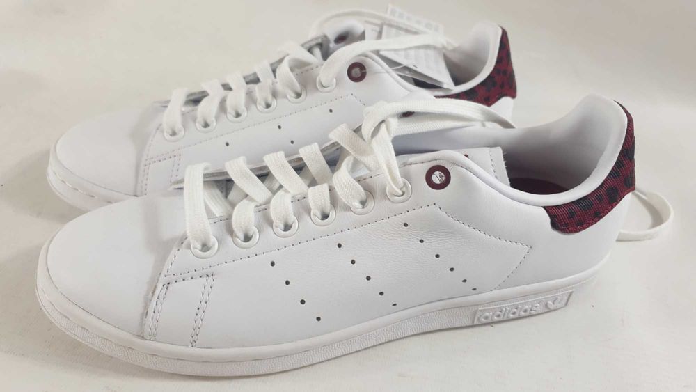 Buty sportowe adidas stan smith   EE4896 r. 39 1/3