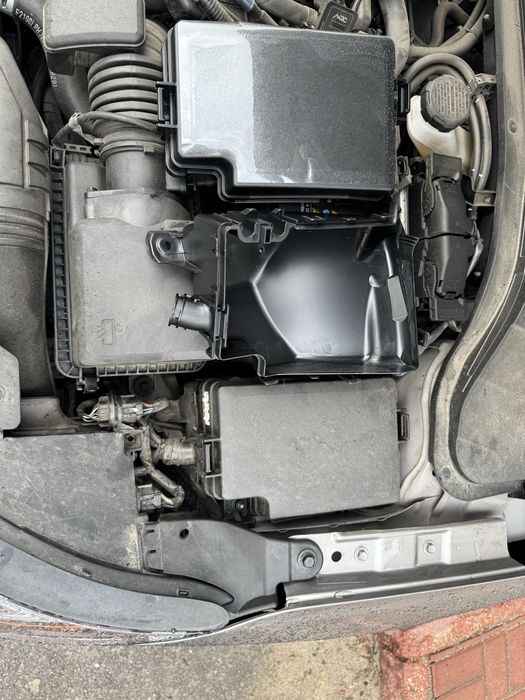 Кришка блока запобіжників Elantra Kona Forte