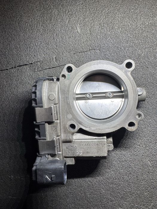 06M133062H VAG Дроссельная заслонка в сборе