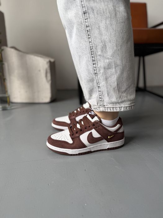 Кросівки SB Dunk Low Sail Red Sepia-Metallic Gold (37-41)