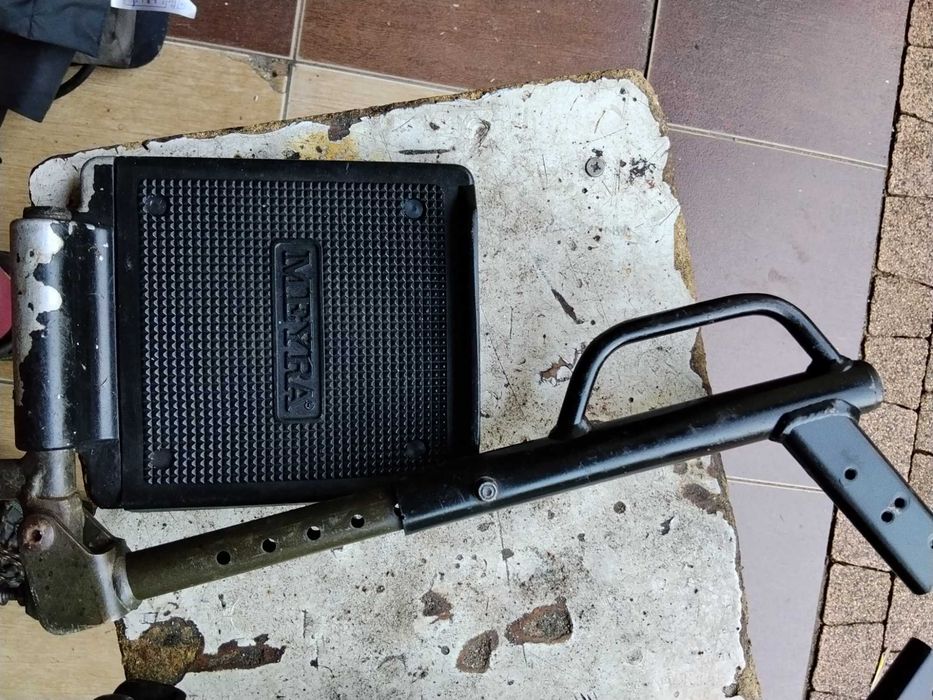 Podnóżki, stopki do wózka inwalidzkiego elektrycznego Meyra Optimus 1