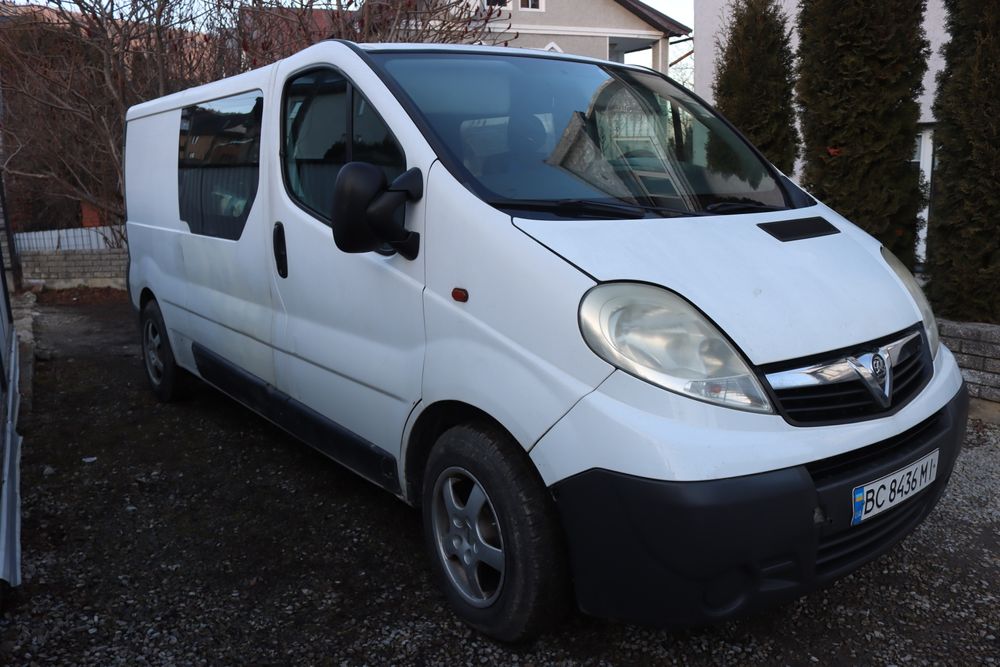 Vauxhall. Opel Vivaro 2008 • 2.0 Diesel • 327 тис. км • 6300$
ЖИВИЙ ро