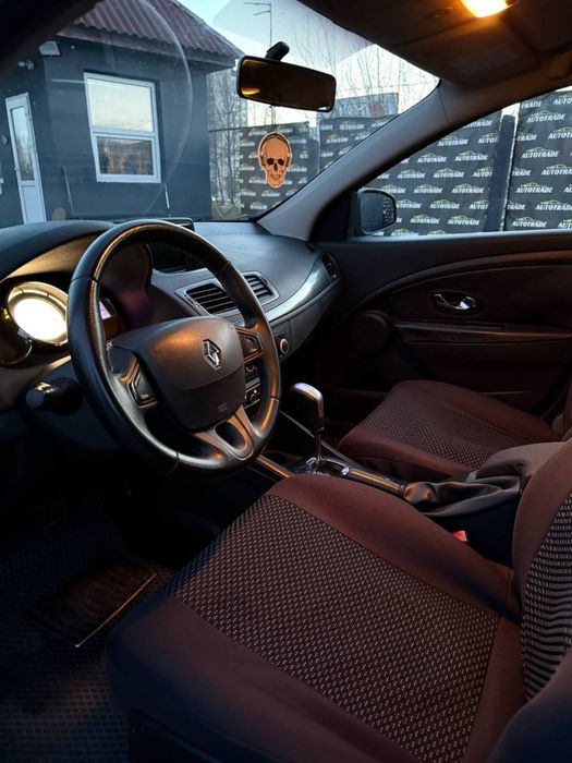 Renault Megane 3. Рестайлинг.1.5 дизель. Автомат.