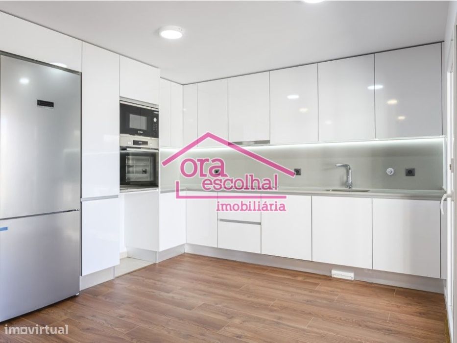 Apartamento T2 NOVO com Suíte nas Paivas - Amora!