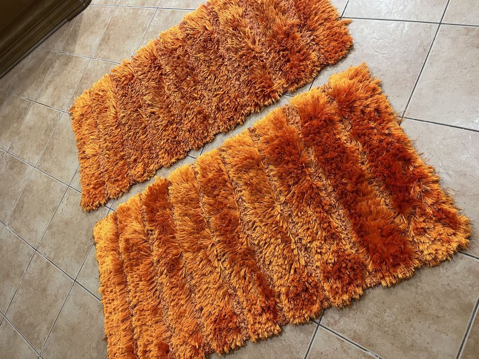 Tapetes Laranja Médios