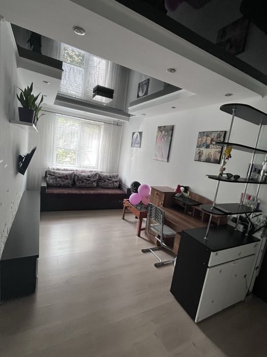 Продам 3 комнатну квартиру