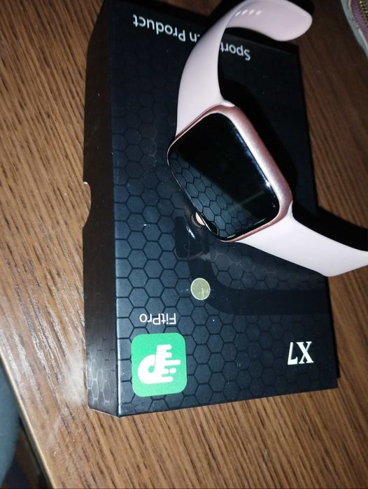 Продам смарт годинник