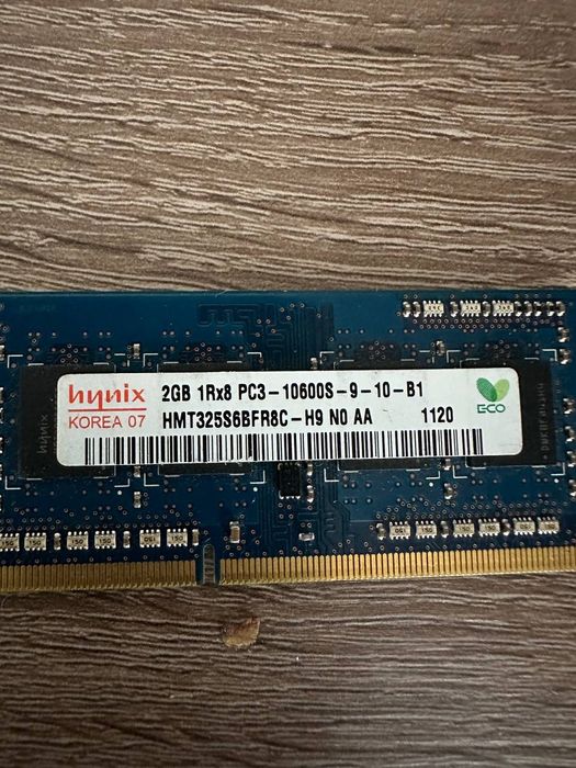 Оперативка DDR 3 2гб