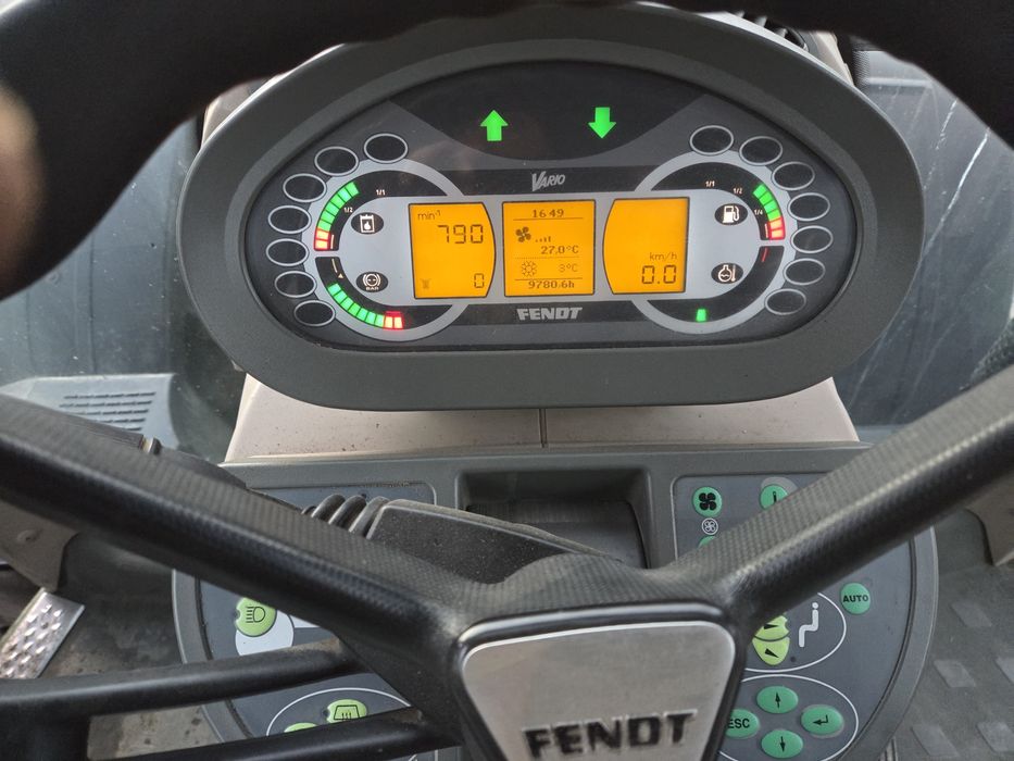 ciagnik Fendt 927 Vario