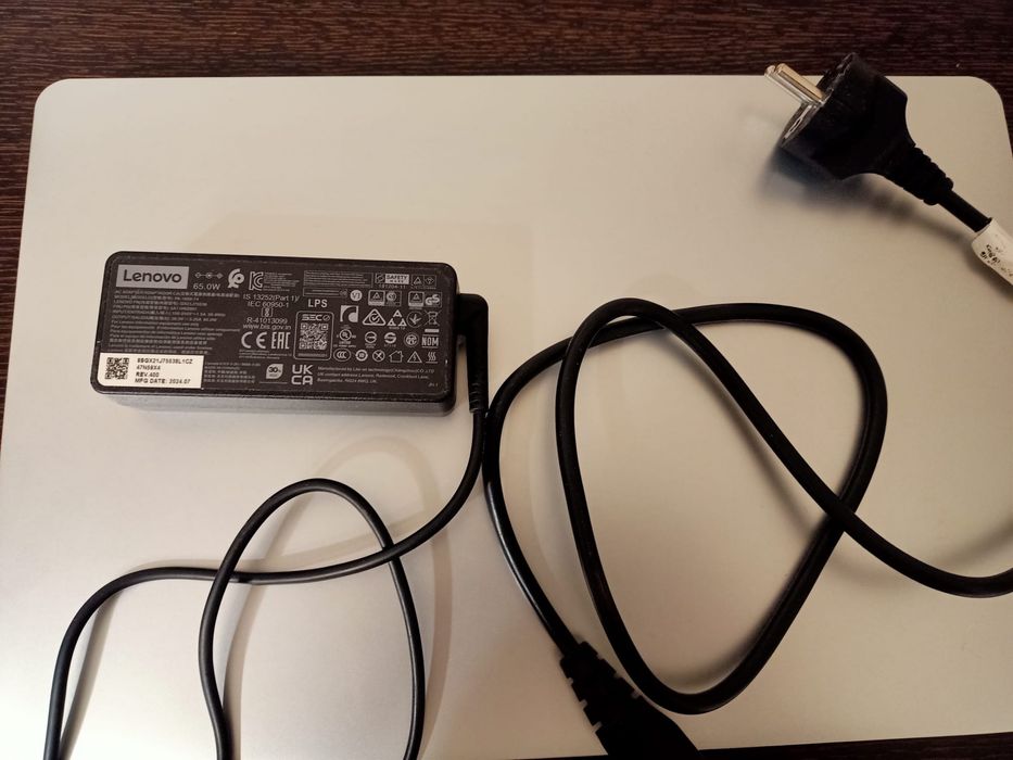 Portátil Lenovo IdeaPad 1 - Rayzen 7 / 16GB / 1TB - Como Novo